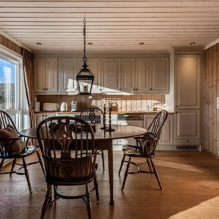 Kikut Panorama Ski-in Ski-out Apartment *